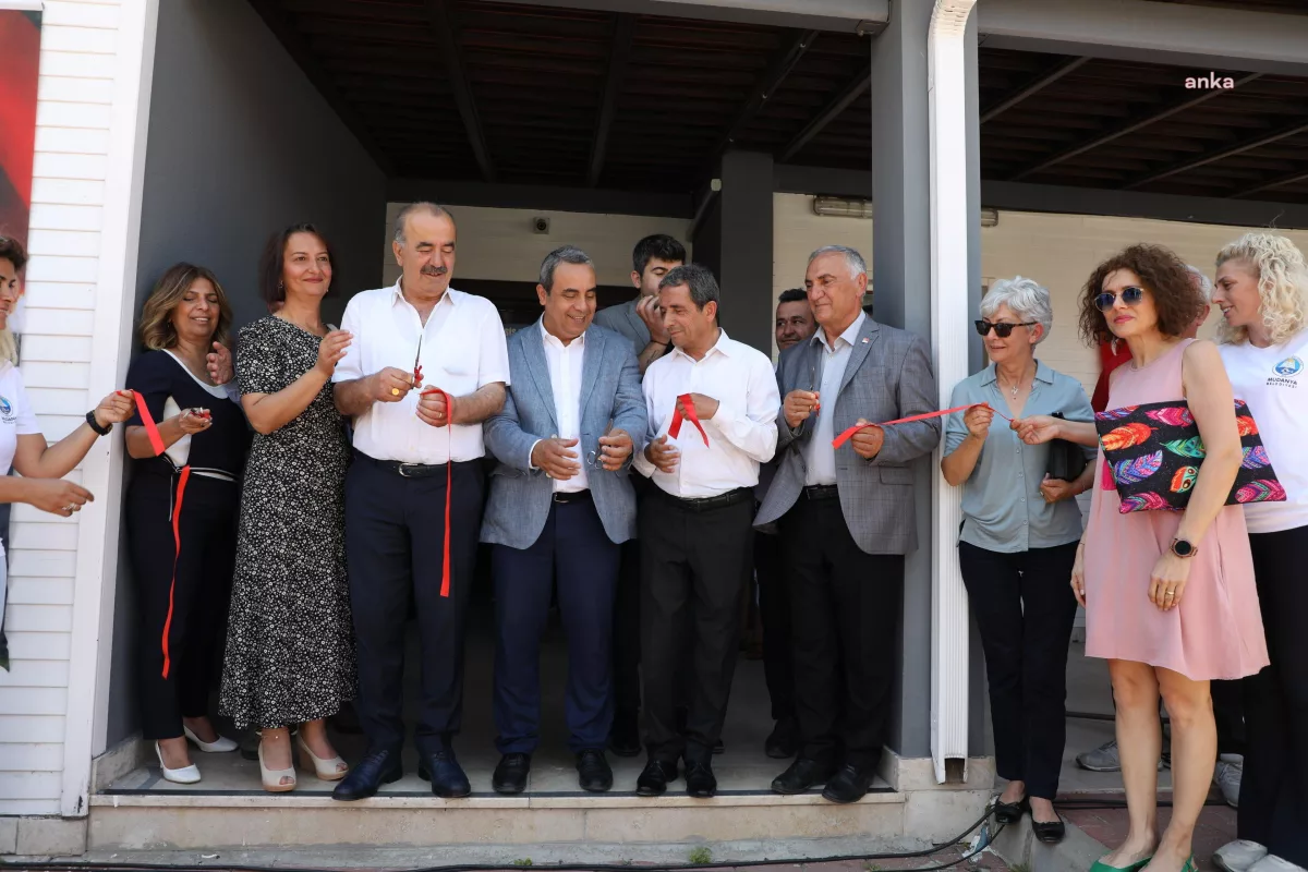 Mudanya Belediyesi Yüzme Havuzu Açıldı