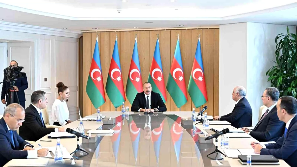 Azerbaycan Cumhurbaşkanı Aliyev, Rusya’yı Ermenistan’a baskı uygulamamakla suçladıAliyev: “Ermenistan halen yükümlülüklerini yerine getirmiyor”