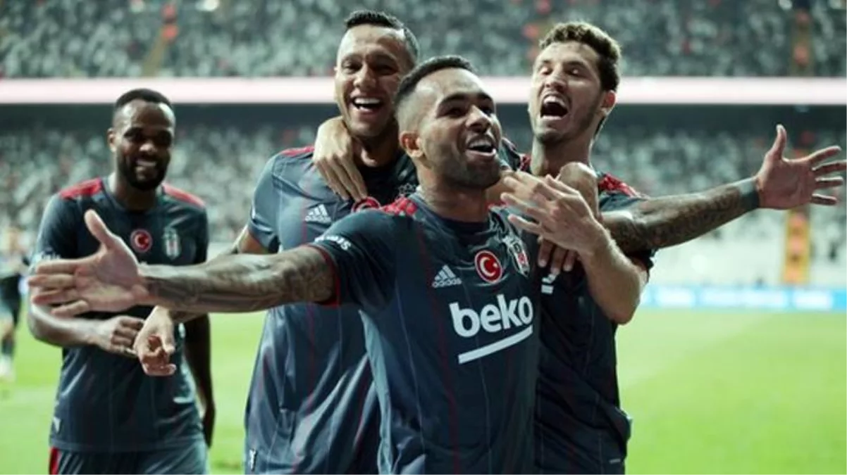Beşiktaş, Alex Teixeira ile yollarını ayırma kararı aldı! Sözleşmesi feshedilecek