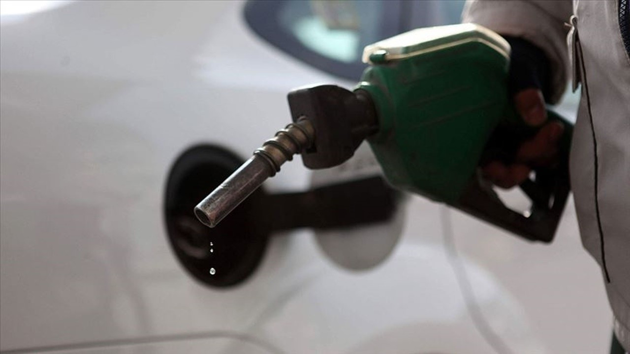 Sudan’da benzine yüzde 25,4 indirim