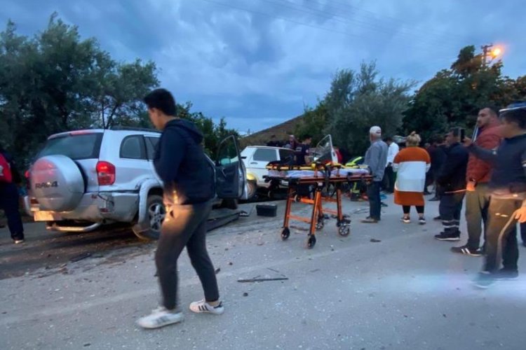 Antalya Kumluca’da trafik kazası: 2 ölü, 3 yaralı
