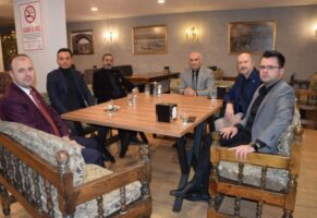 Bursa Osmangazi’de altılı masanın ilçe başkanları buluştu