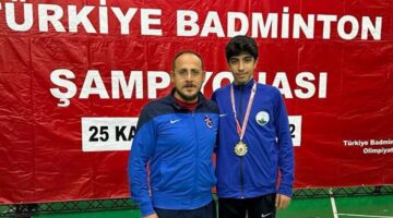 Bursa Osmangazili badmintoncudan altın madalya