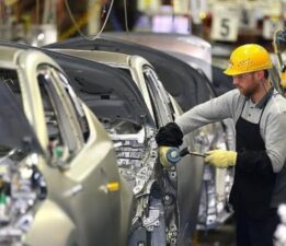 Alman otomotiv devi Volkswagen, 35 bin kişiyi işten çıkaracak!
