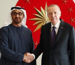 Erdoğan, BAE Devlet Başkanı Al Nahyan ile görüştü