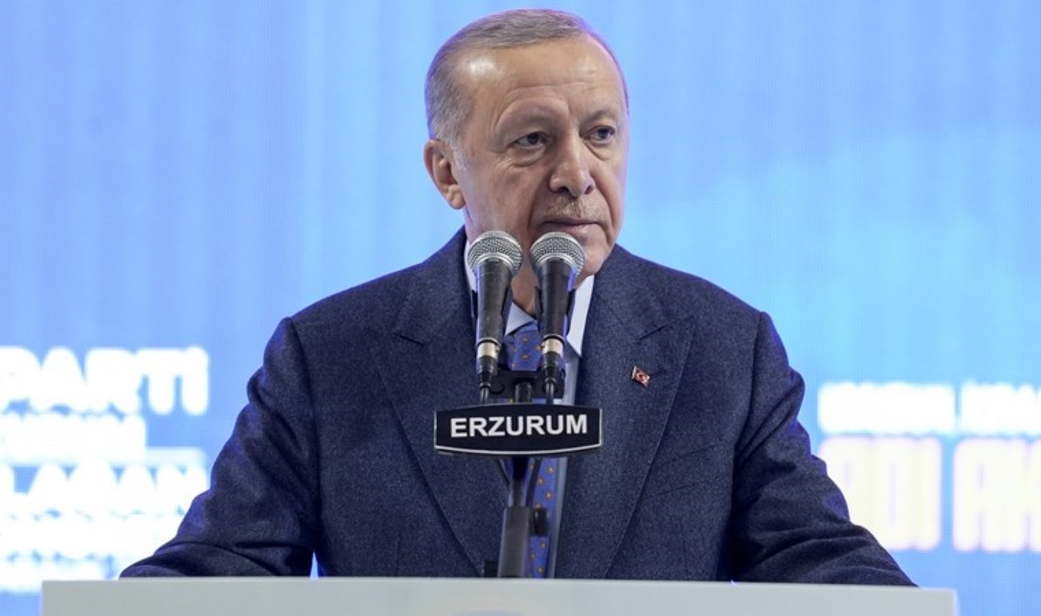 Erdoğan’dan, Özgür Özel’e: ‘Baas düşünce CHP de mi kaybetmiş oldu? Bunu açıkla’