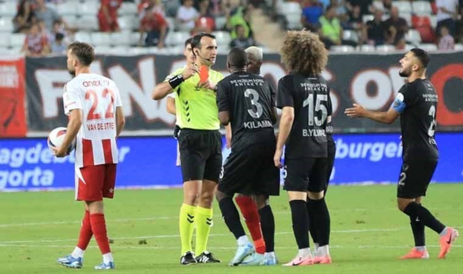Hatayspor’dan TFF’ye çağrı: ‘Adaletli hakem yönetimi talep ediyoruz’
