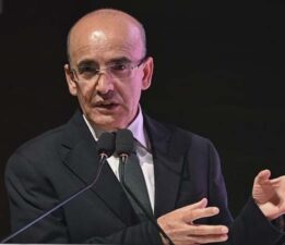 Bakan Şimşek’ten yılın ilk enflasyon revizesi: Yılın ilk ayı bitmeden hedef yüzde 29 şaştı!