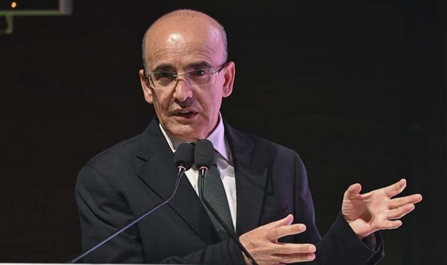 Bakan Şimşek’ten yılın ilk enflasyon revizesi: Yılın ilk ayı bitmeden hedef yüzde 29 şaştı!