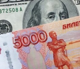 Donald Trump göreve başladı: Ruble değer kazandı!