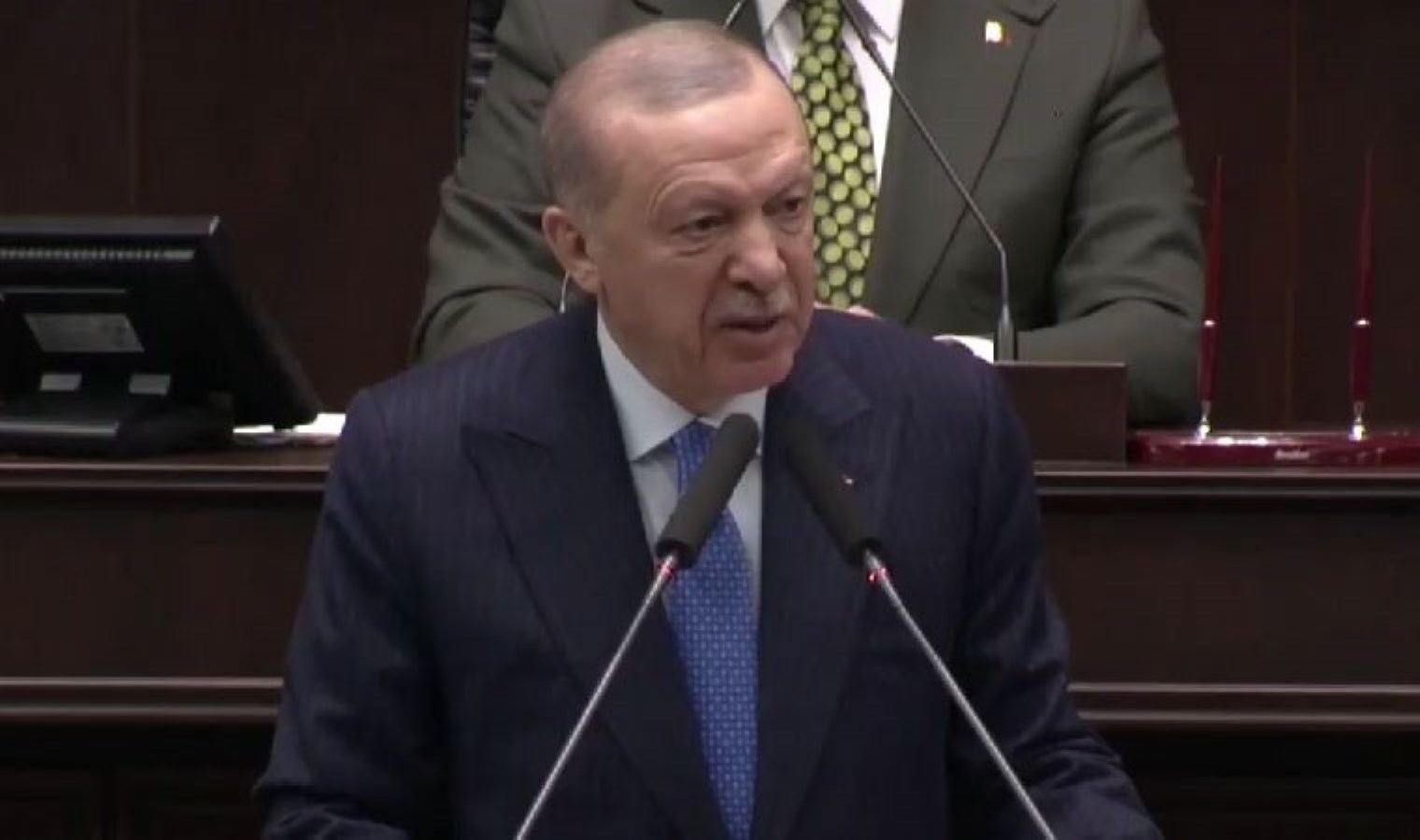 Erdoğan, gazetecileri ve muhalefeti hedef aldı: ‘Turpların büyükleri heybede’