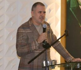 Karşıyaka’da kriz: Başkan İlker Ergüllü istifa etti!