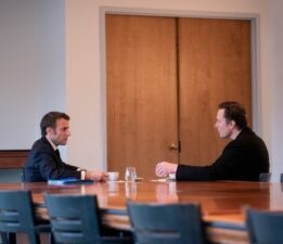 Macron’dan Musk’a suçlama: Bunu kim hayal edebilirdi?