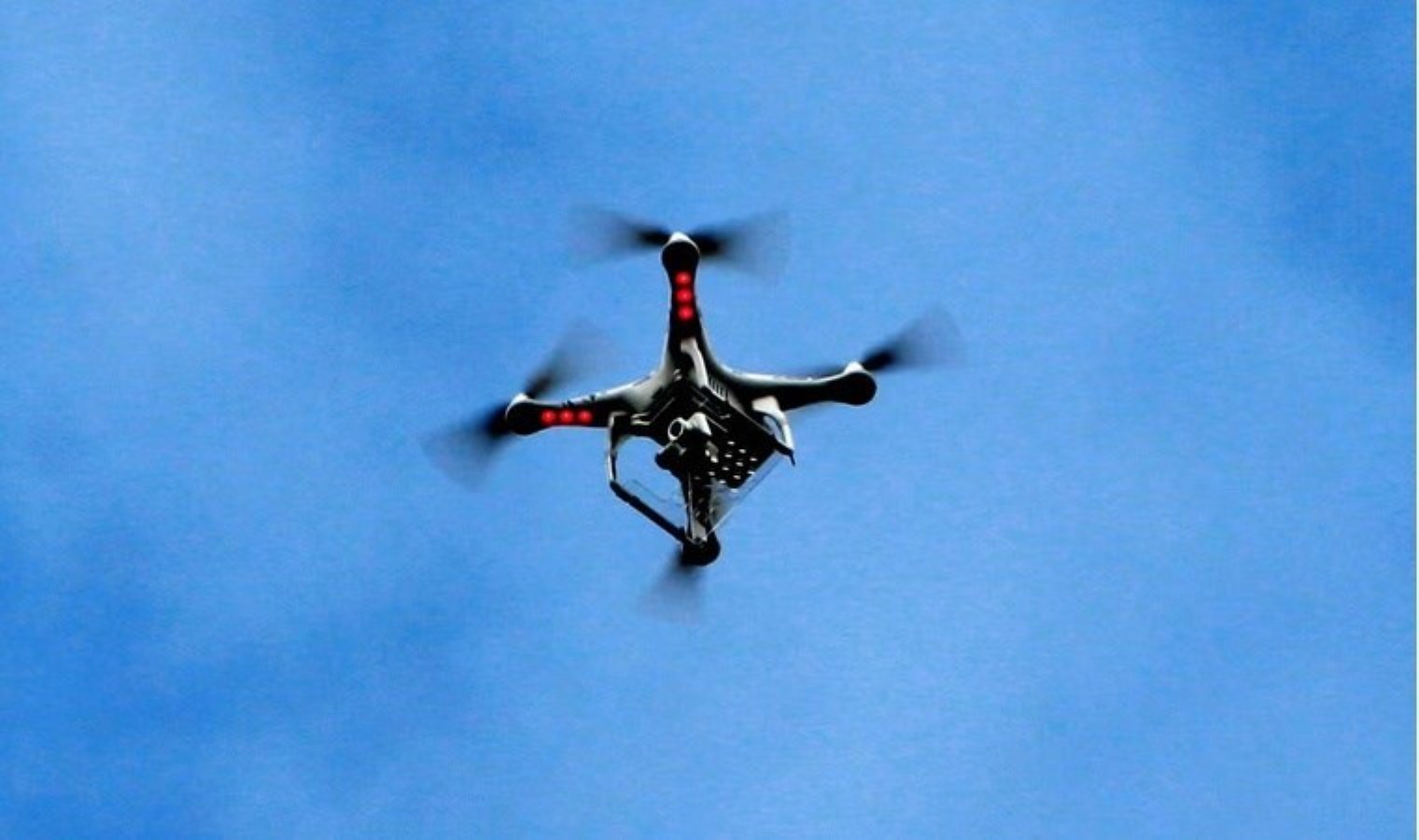 Sarhoşken dron uçuran adama para cezası
