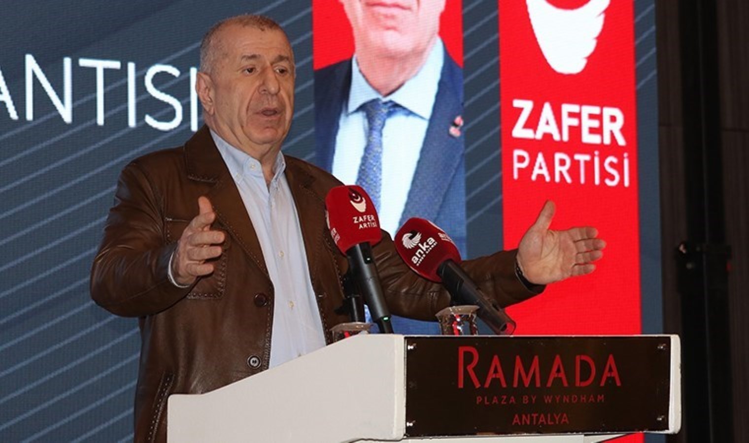 Ümit Özdağ’dan ‘Öcalan’ resti: ‘Çıkmasına izin vermeyeceğiz’