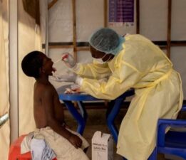 Afrika ülkesinden M çiçeği virüsüne karşı aşı kampanyası