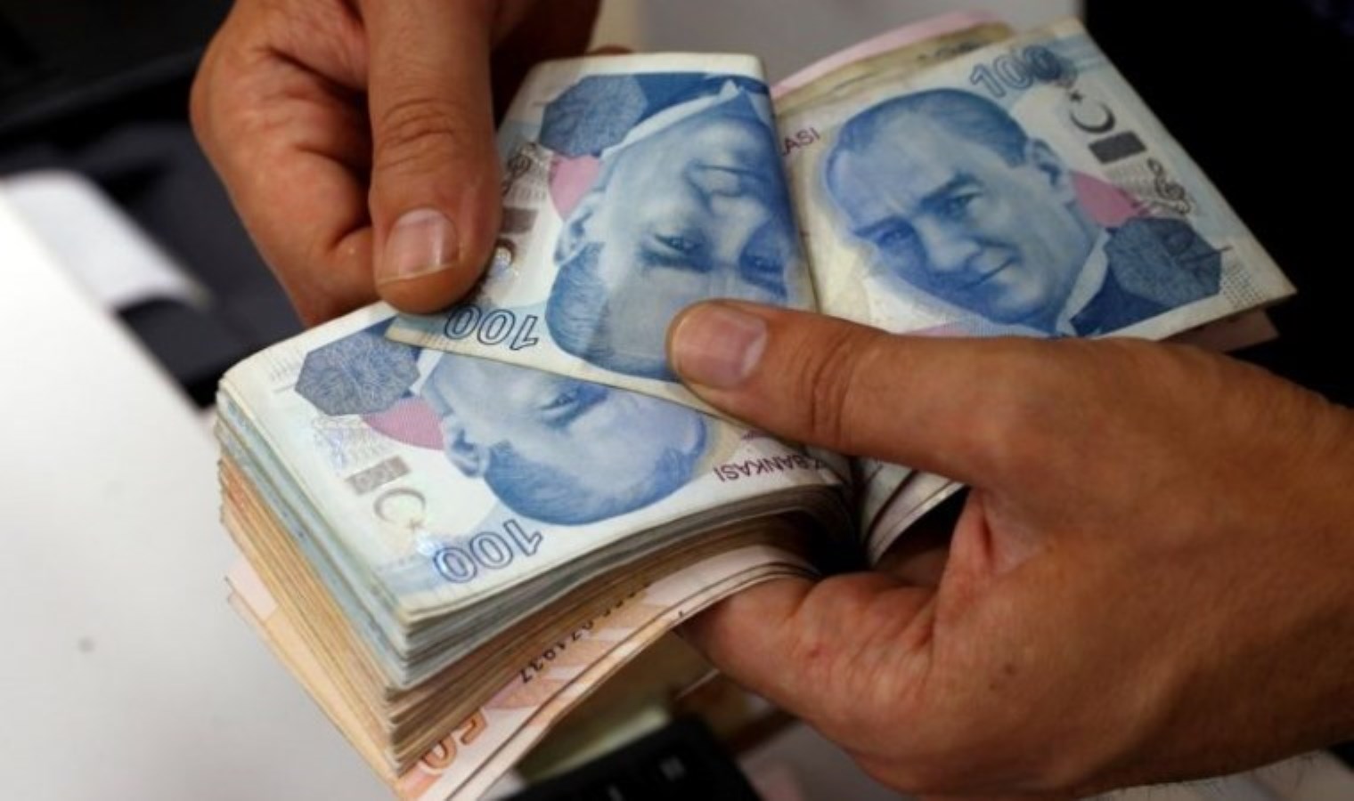 Cumhurbaşkanlığı’ndan bayram ikramiyesi açıklaması: ‘Bakanlarımızla birlikte gelişmeleri değerlendireceğiz’