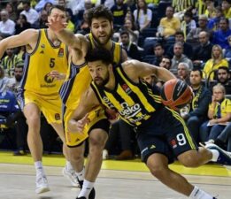 Fenerbahçe’de sürpriz ayrılık: Yeni transferin sözleşmesi feshedildi!