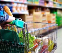 Her 100 liradan 83’ü yiyecek içeceğe gidiyor: Yurttaş indirim marketlerine yöneliyor