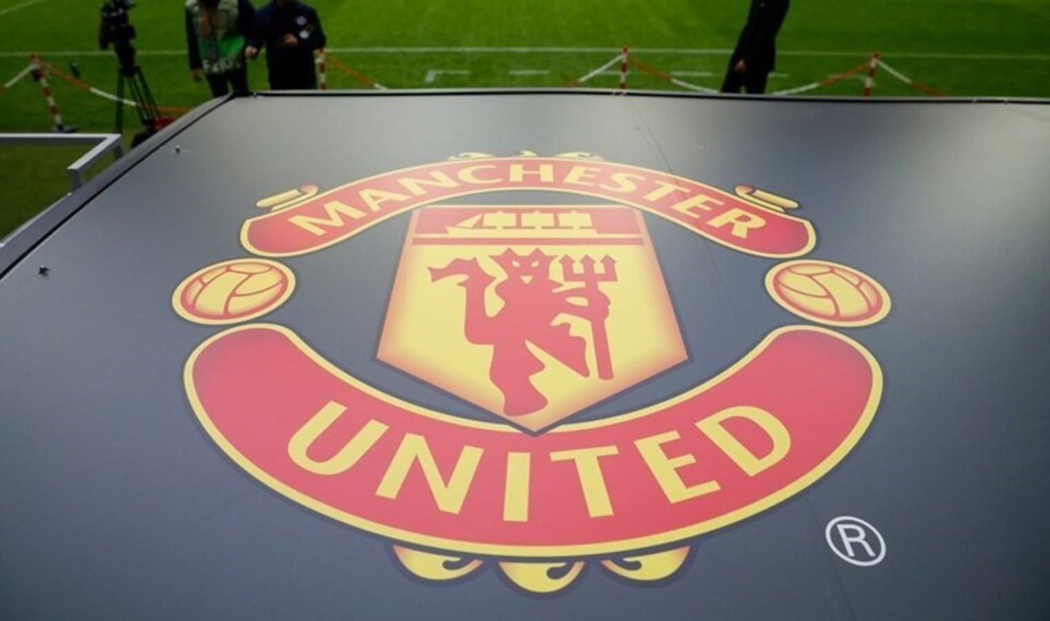 Manchester United’da şoke eden karar: 200 çalışanını daha işten çıkarıyor!