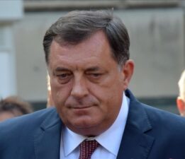 Sırp lider Dodik’e hapis cezası ve siyasi yasak