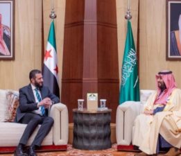 Suriye lideri Şara, ilk yurt dışı ziyaretini Suudi Arabistan’a yaptı