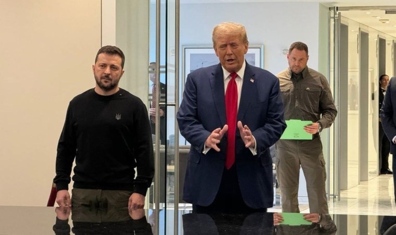 Trump’tan Ukrayna’ya ‘şartlı’ yardım: Karşılığında ne istedi?