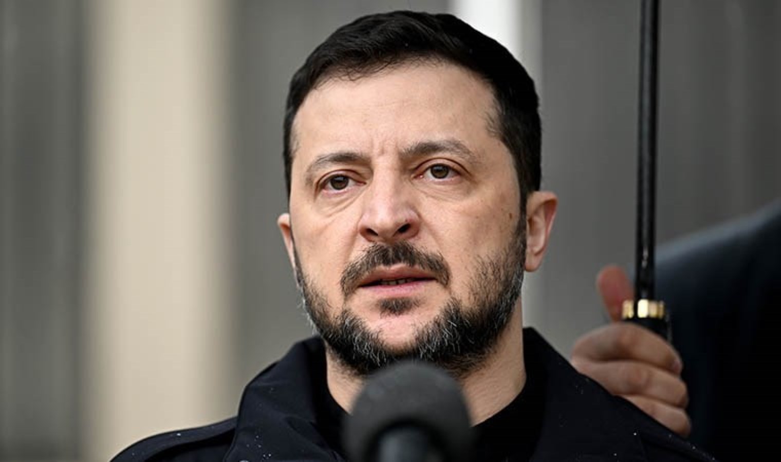 Ukrayna Devlet Başkanı Zelenski şartını açıkladı: ‘İstifa etmeye hazırım’