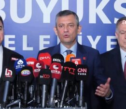 Ali Babacan’dan Saraçhane’ye destek ziyareti