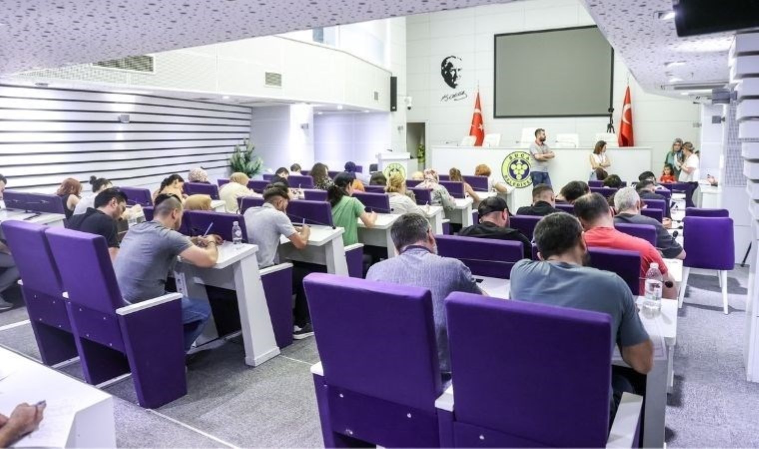 Buca Belediyesi, 12 ayda bin 113 kişiyi işe kavuşturdu