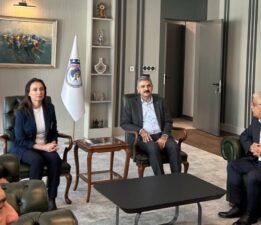 DEM Parti heyetinden DİSK’e ziyaret