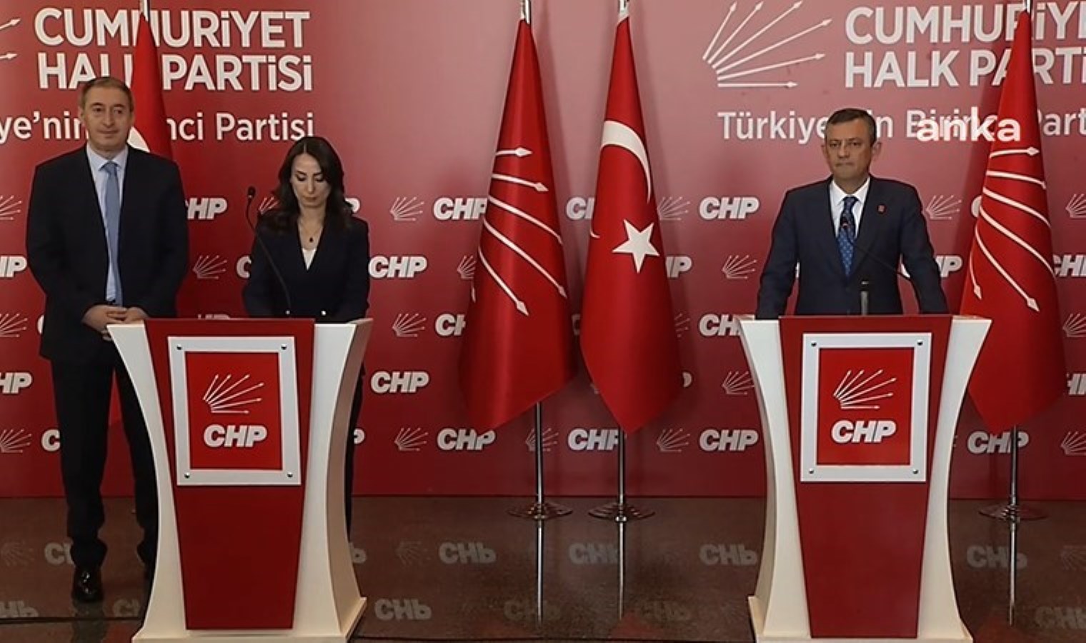 DEM Parti’den CHP’ye ziyaret… Tülay Hatimoğulları ve Özgür Özel’den TBMM’ye flaş çağrı!