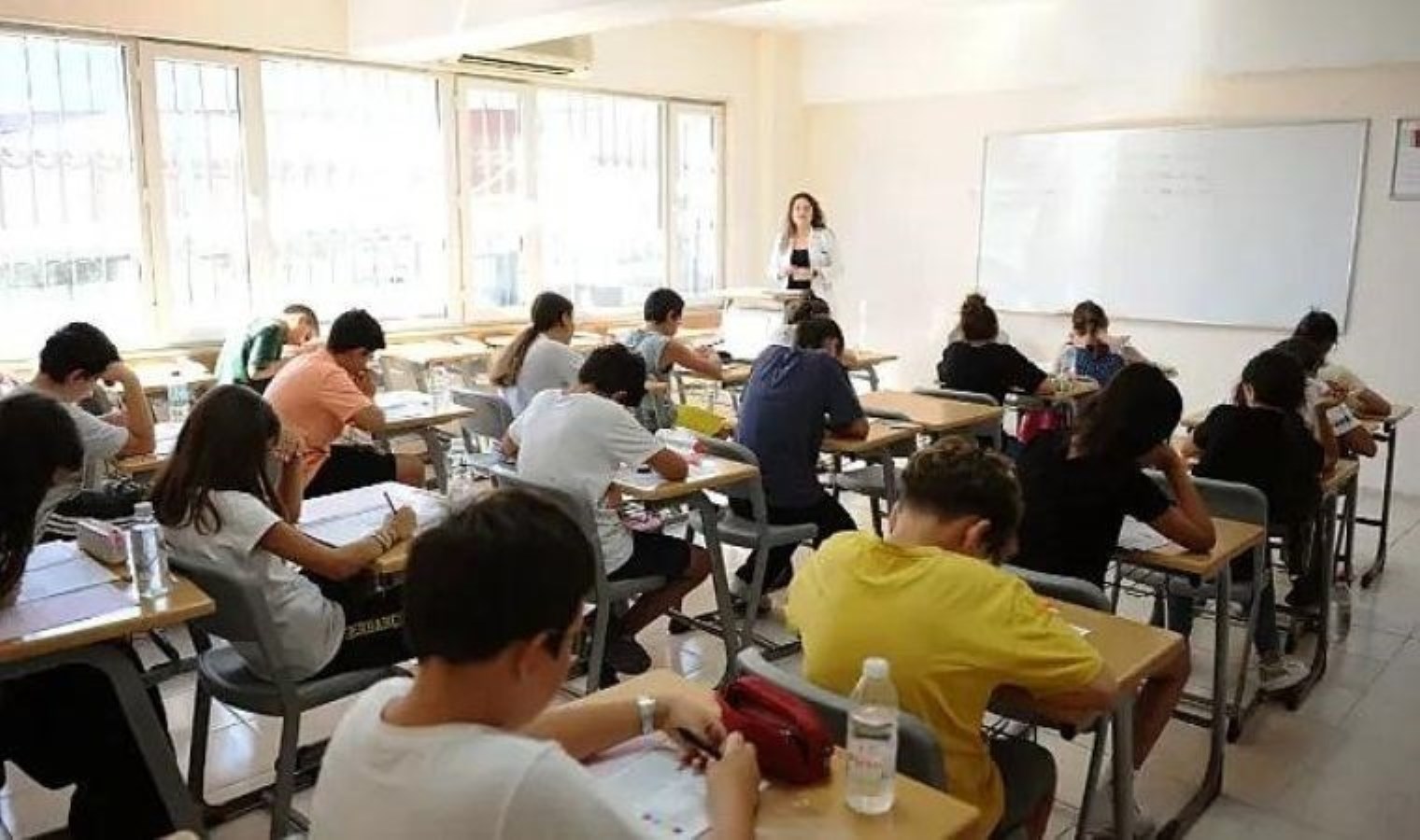 HÜDA PAR gericiliği özgürlükle savundu: Zorunlu eğitim sistemi, bireysel özgürlükleri kısıtlayan bir yapıya sahiptir