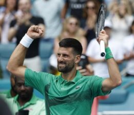 Novak Djokovic’ten tarihi rekor!