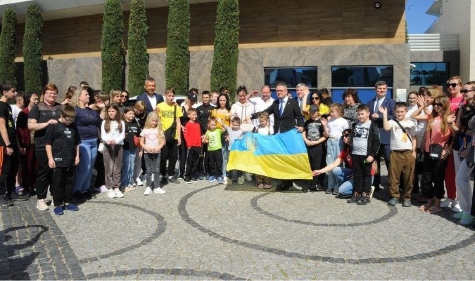 Savaş mağduru Ukraynalı çocuklar tatil için Çeşme’ye geldi