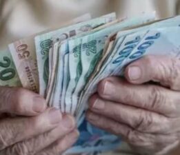Tarih belli oldu: Emekli bayram ikramiyesi ne zaman yatırılacak?