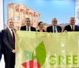 Urla Bağ Yolu’na Yeşil Destinasyon ödülü