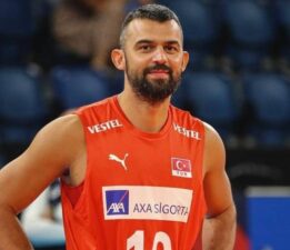 Arslan Ekşi milli takıma veda etti