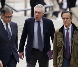 Carlo Ancelotti’den hakim karşısında ‘Mourinho’lu savunma! ‘Aynı tip sözleşmeye sahipti’