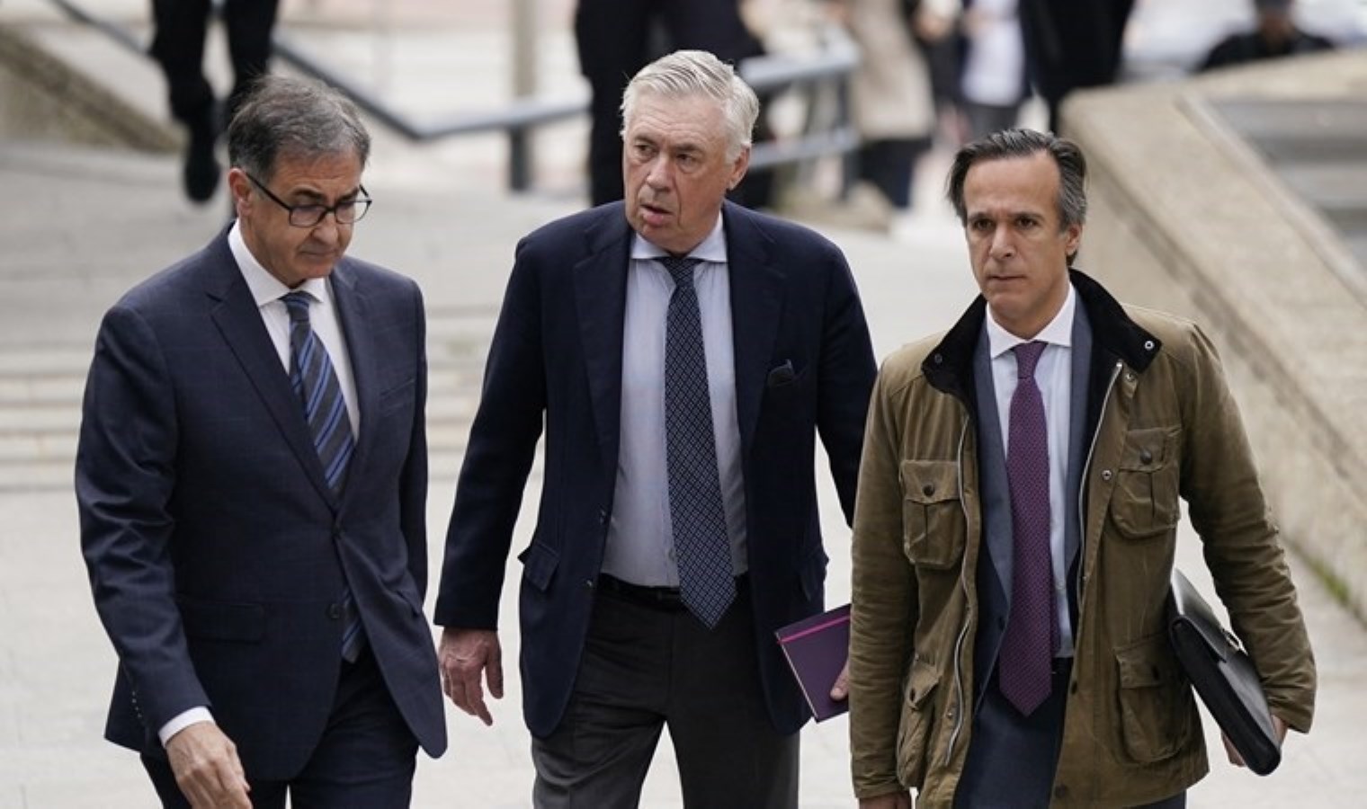Carlo Ancelotti’den hakim karşısında ‘Mourinho’lu savunma! ‘Aynı tip sözleşmeye sahipti’