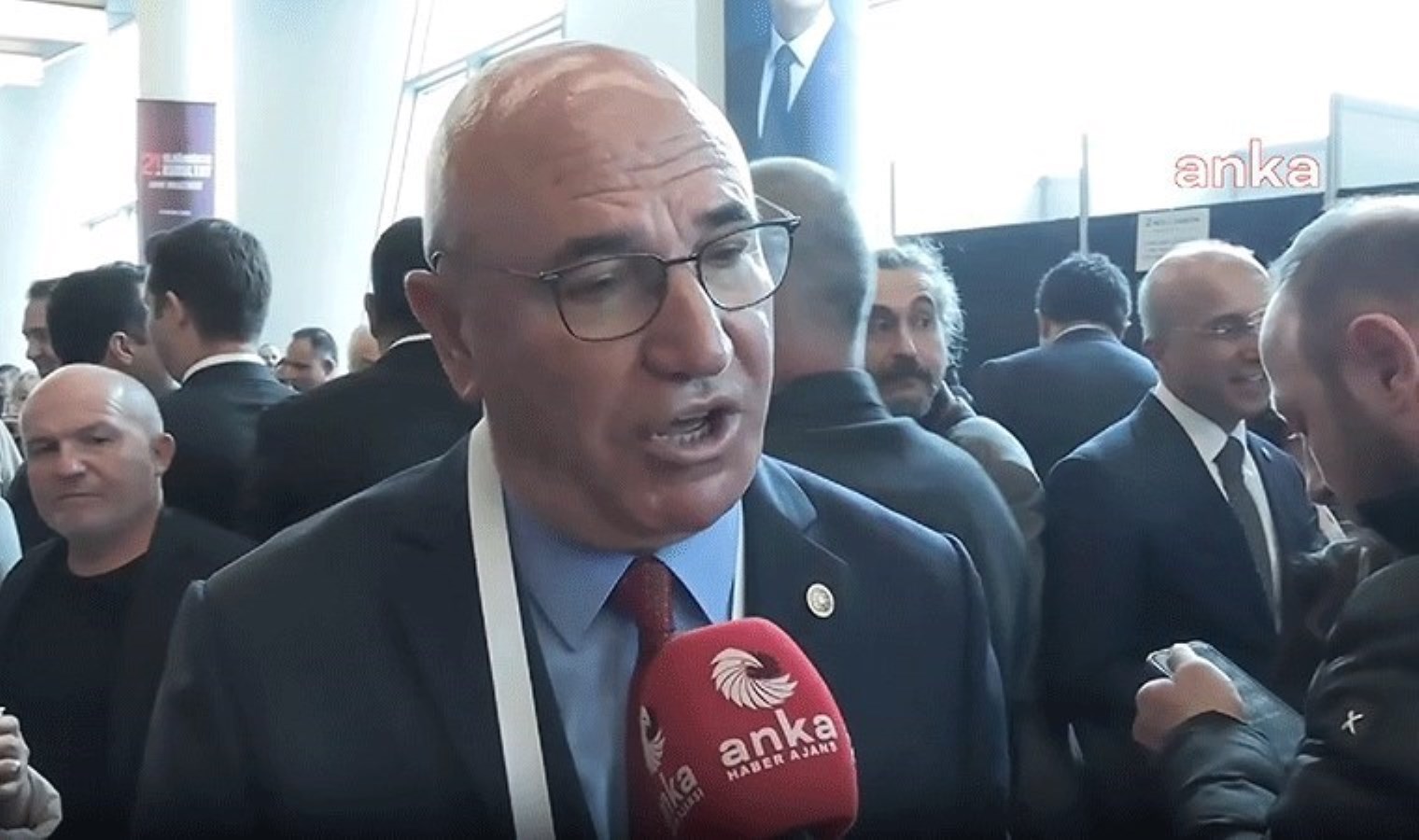 CHP’li Mahmut Tanal: ‘AKP’nin kurduğu kumpasları bozmanın kurultayıdır’