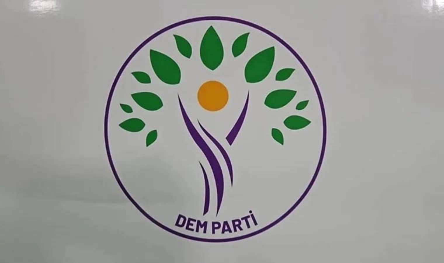 DEM Parti’den İBB’ye yapılan yeni operasyona tepki: Zamanlama siyasi saiklerle yürütüldüğünü gösteriyor