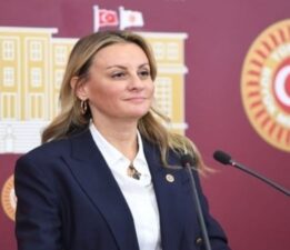 DEVA Partisi İzmir Milletvekili Seda Kâya Ösen AKP sıralarına seslendi: Eş dost medya patronu olsun diye halkın alın teri peşkeş çekiliyor
