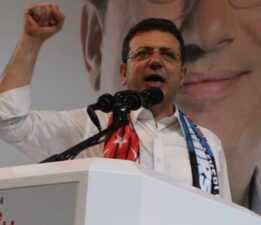 Ekrem İmamoğlu’ndan deprem sonrası ’19 Mart’ mesajı: ‘Bu kifayetsizlerle daha ne kadar!’