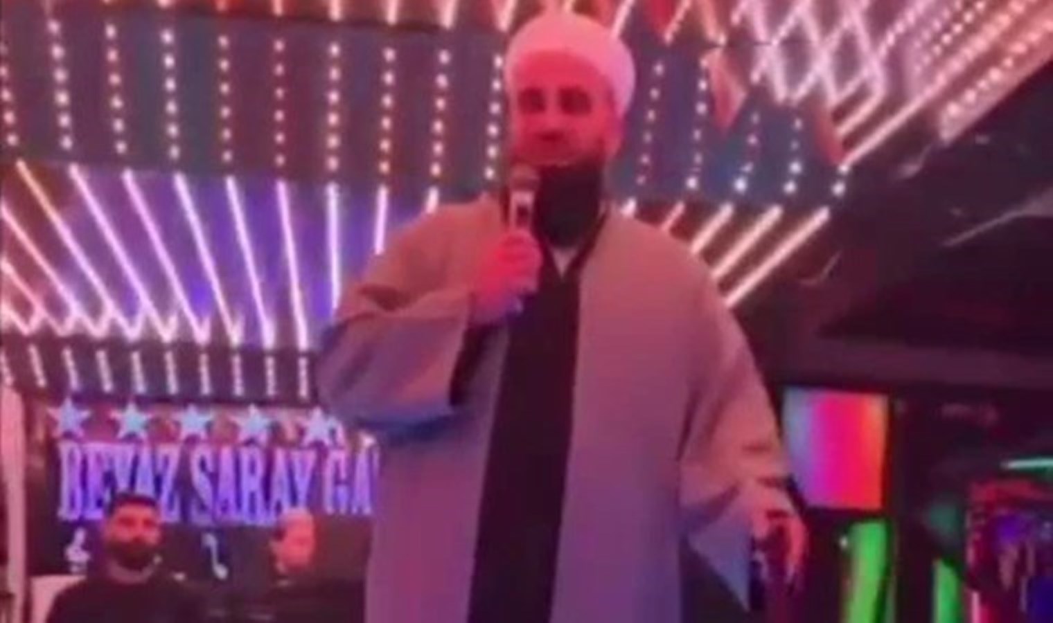 Gerici grup bu kez gece kulübünde ortaya çıktı: ‘Ebedi bir hayat var, hep genç olacağız…’