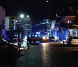 Kosova’da postaneye el bombası atıldı!