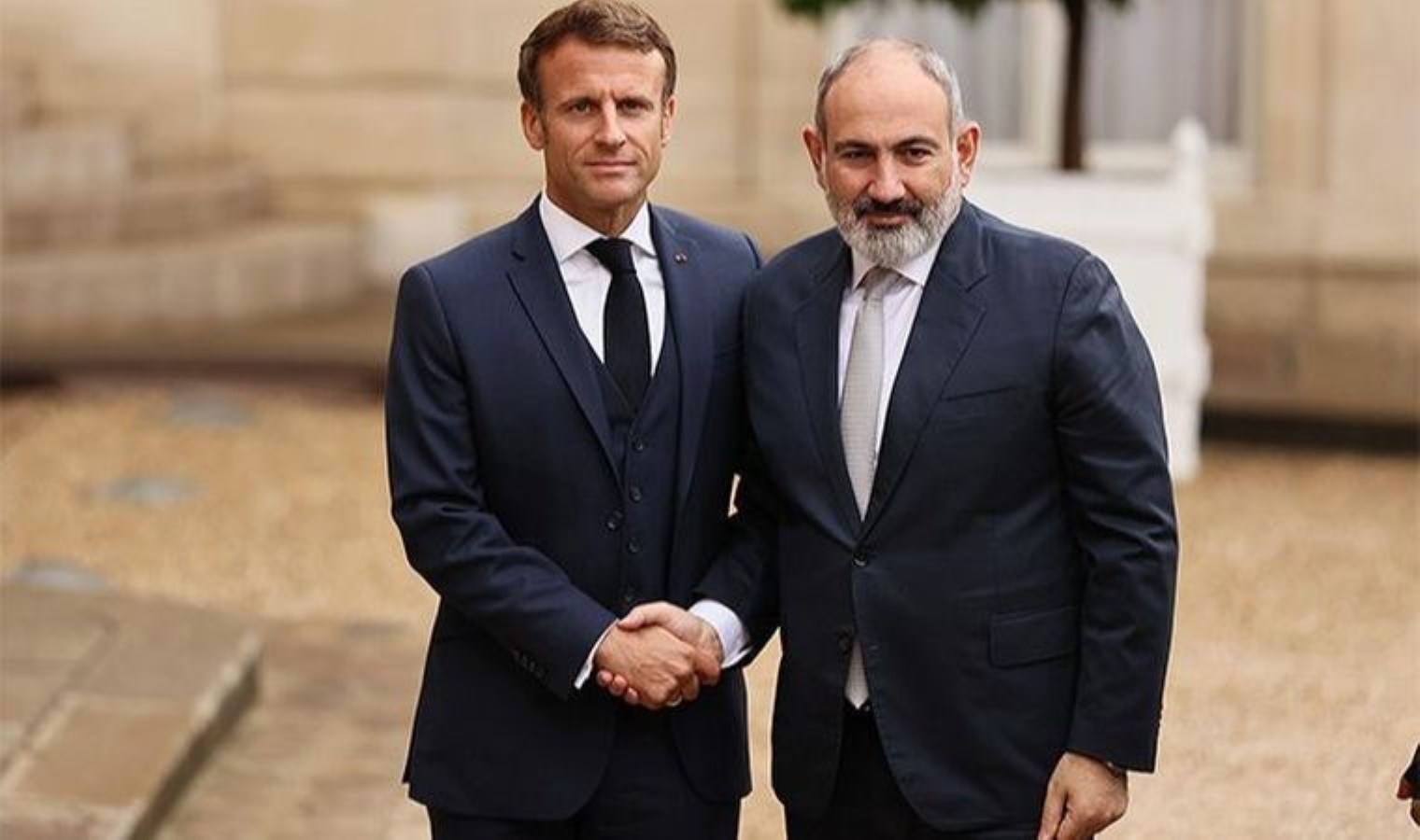 Macron’dan sözde “Ermeni Soykırımı” mesajı