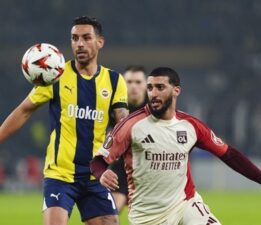 Milli futbolcu devreye girdi: İrfan Can Kahveci’ye sürpriz talip!