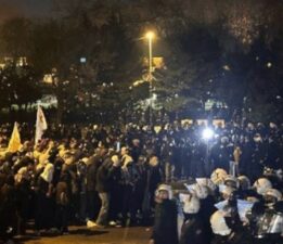 Son Dakika… CHP PM Üyesi Berkay Gezgin’in de arasında olduğu 102 genç için tahliye kararı