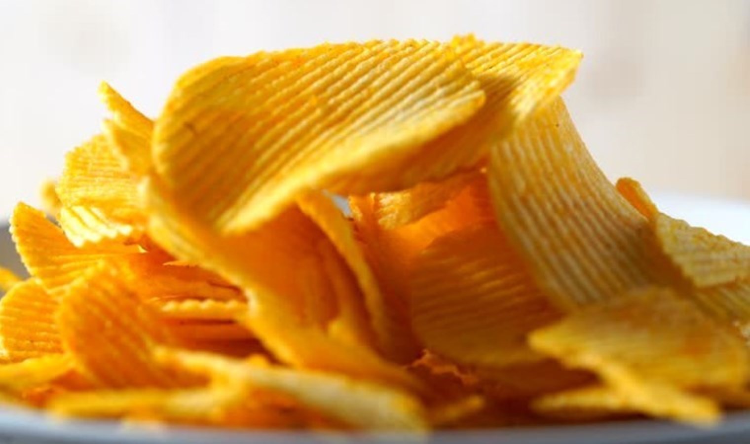 Ünlü cips markasında skandal: Acil olarak toplatılıyor!